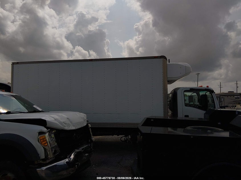 2016 ISUZU NPR DSL REG AT auction photo 2