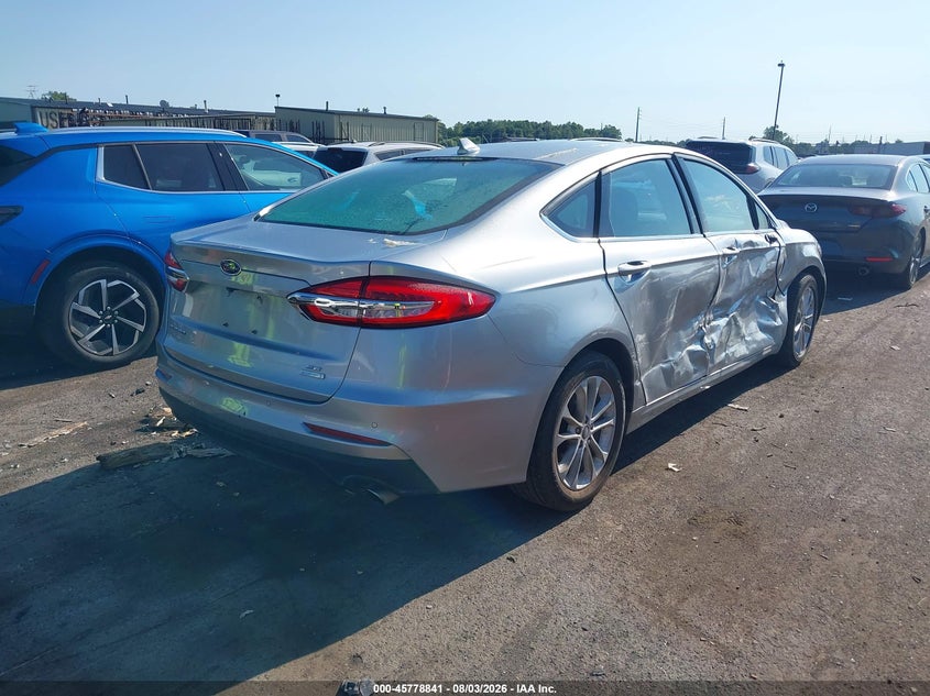 Vin: 3fa6p0hd8lr107384, lot: 46277621, ford fusion se 20204