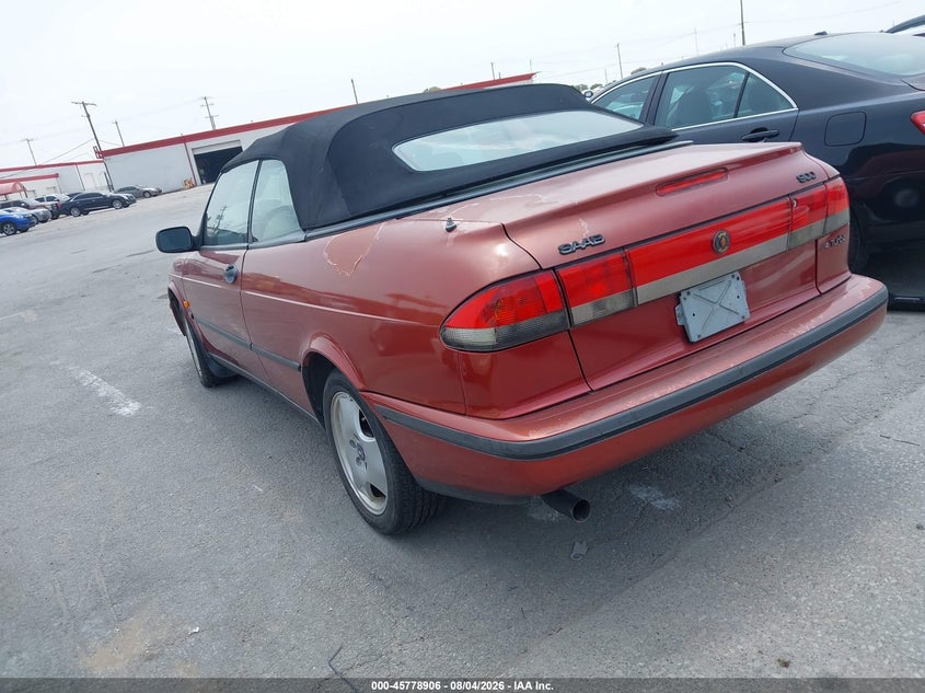 1998 SAAB 900 auction photo 3