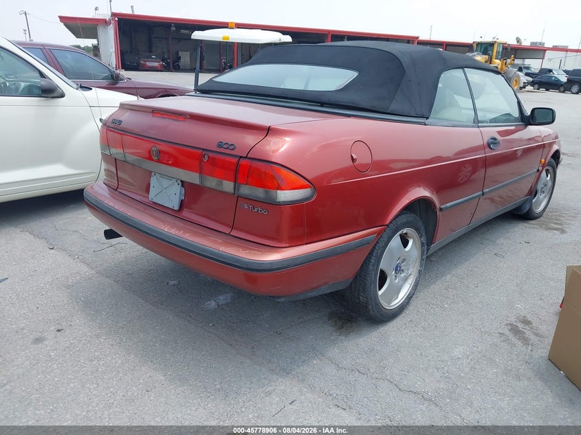 1998 SAAB 900 auction photo 4