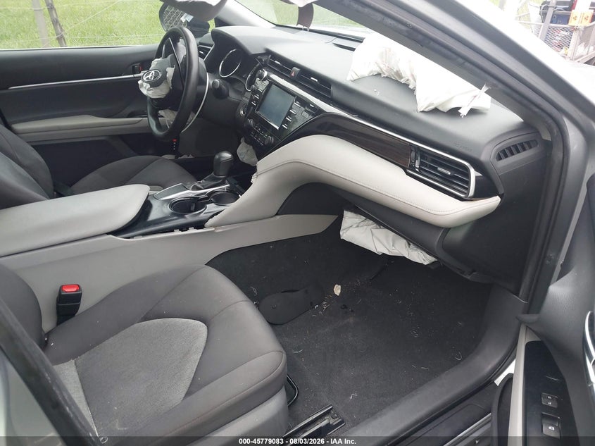 TOYOTA CAMRY - zdjęcie 5