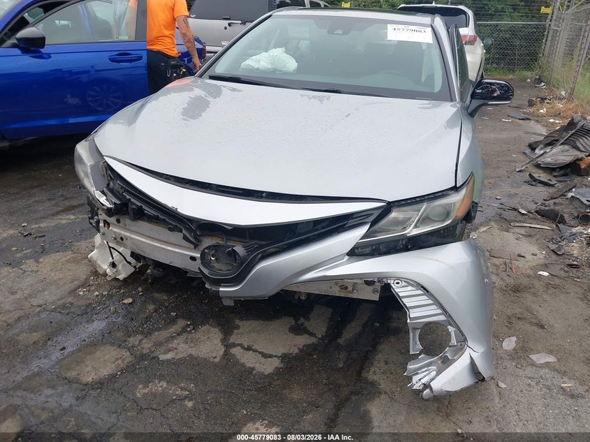 TOYOTA CAMRY - zdjęcie 6
