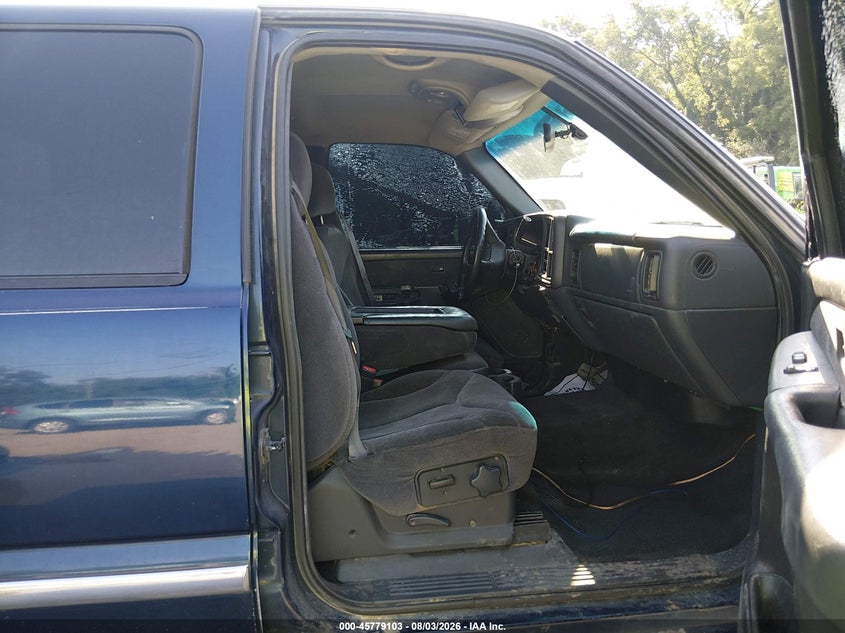 2002 GMC SIERRA 2500HD auction photo 5
