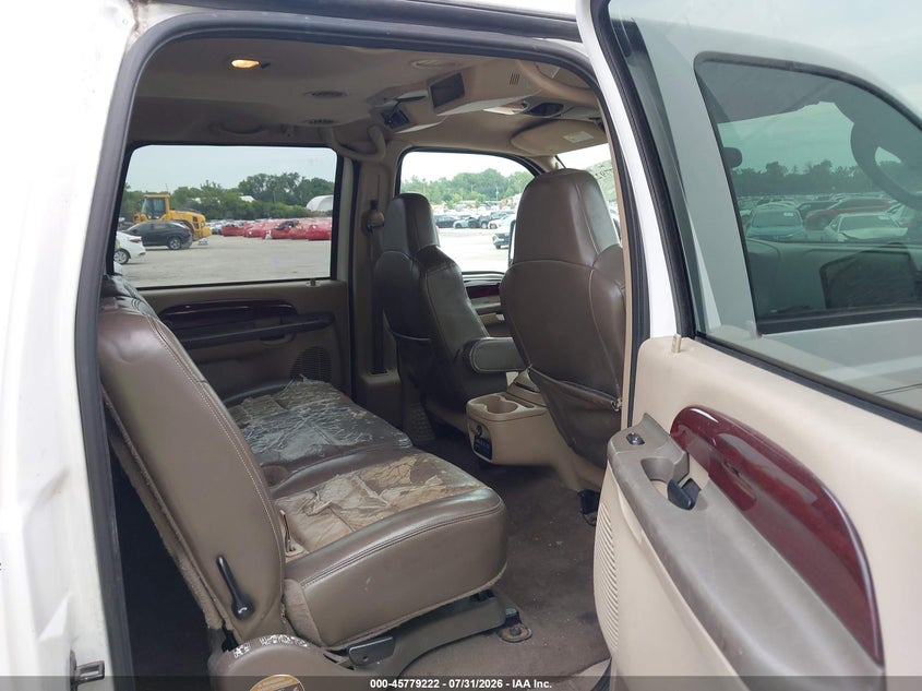 2003 FORD EXCURSION auction photo 8