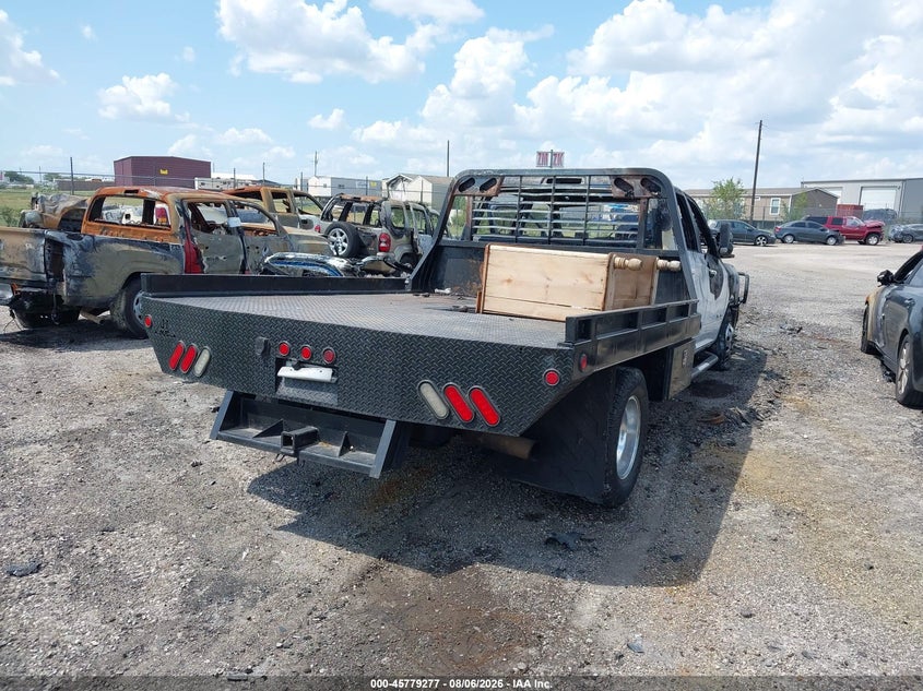 2020 RAM 3500 CHASSIS auction photo 4