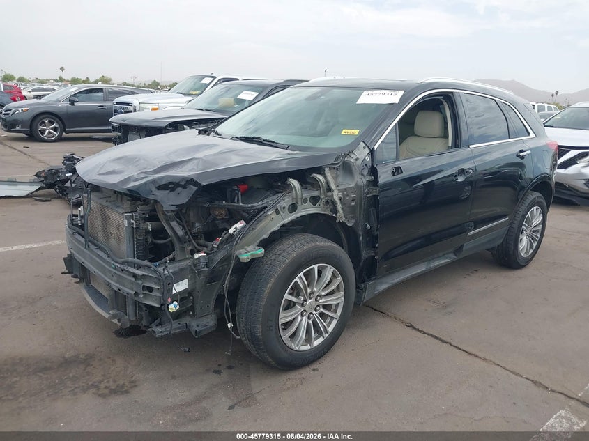 CADILLAC XT5 - zdjęcie 2