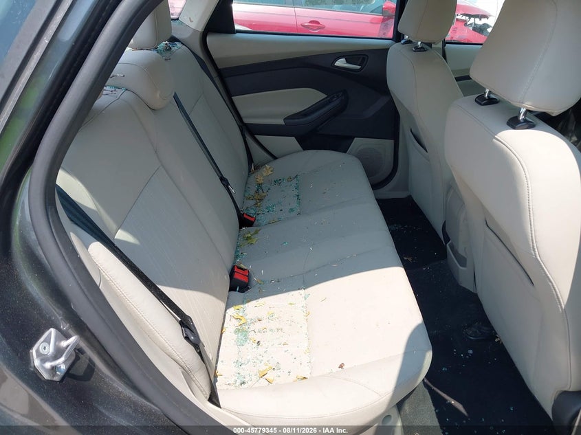 2017 FORD FOCUS auction photo 8