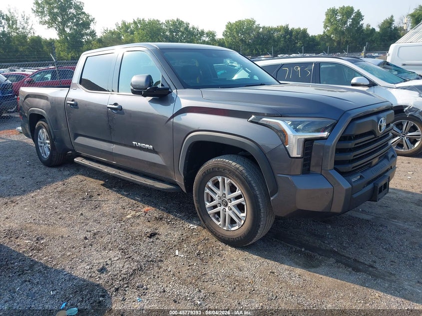 TOYOTA TUNDRA - zdjęcie 1