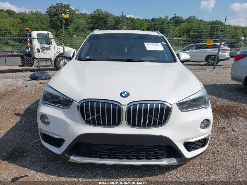 BMW X1 - zdjęcie 12