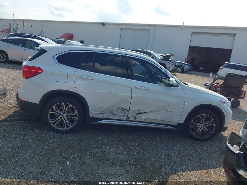 BMW X1 - zdjęcie 13