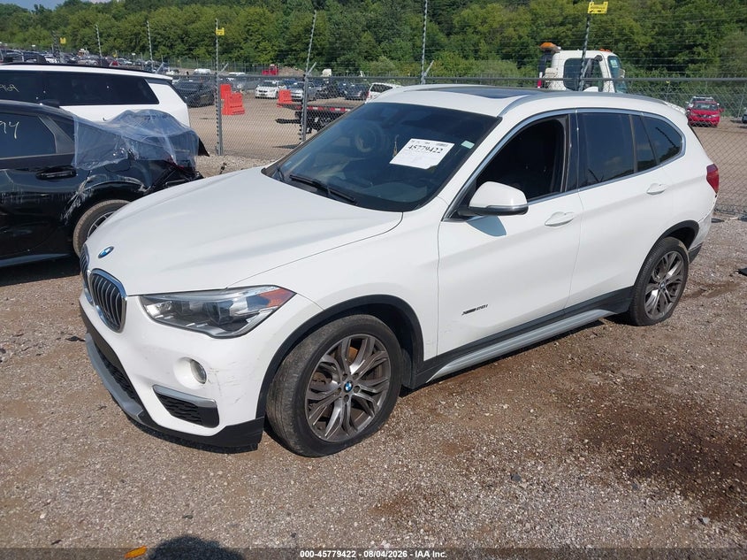 BMW X1 - zdjęcie 2