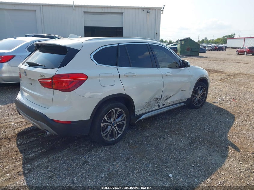 BMW X1 - zdjęcie 4