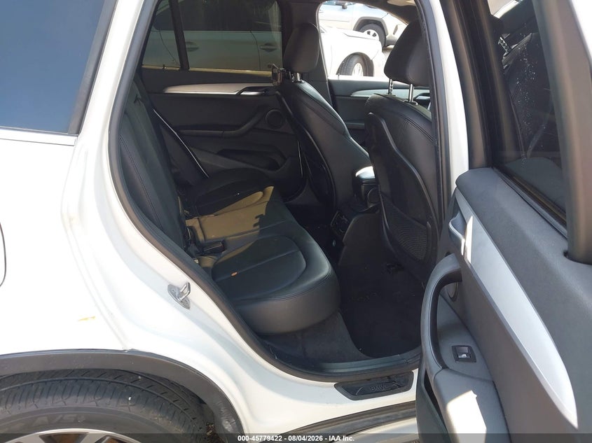 BMW X1 - zdjęcie 8