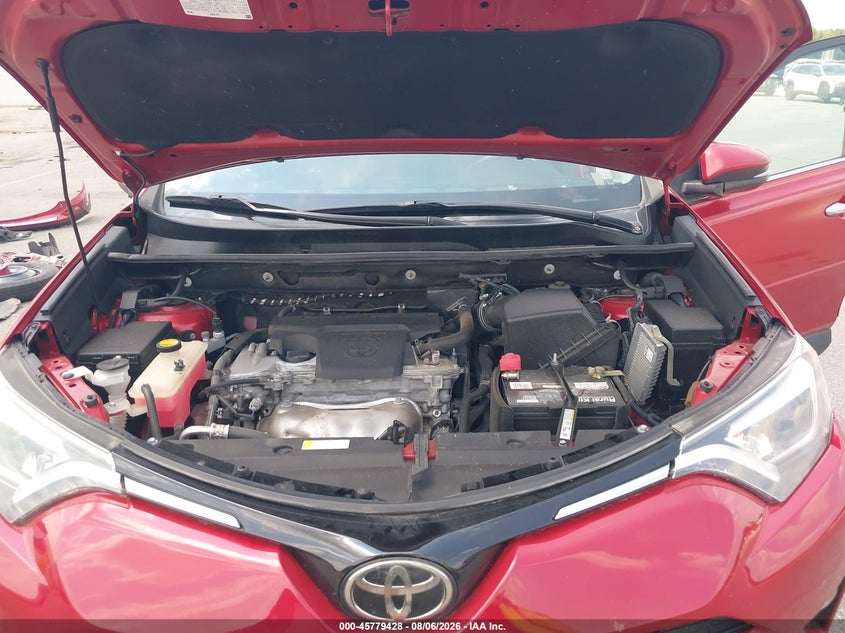 TOYOTA RAV4 - zdjęcie 10