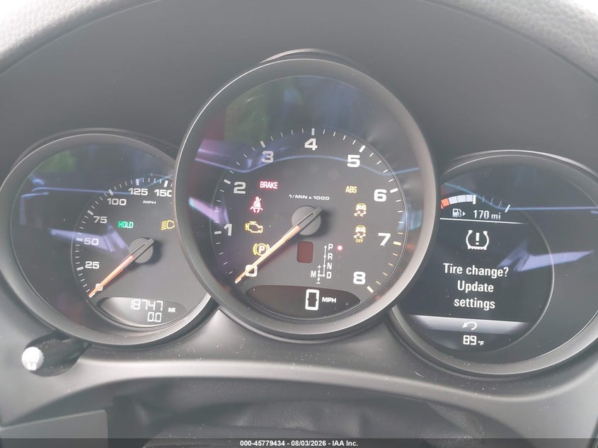 2018 PORSCHE MACAN SPORT EDITION · Photo 7