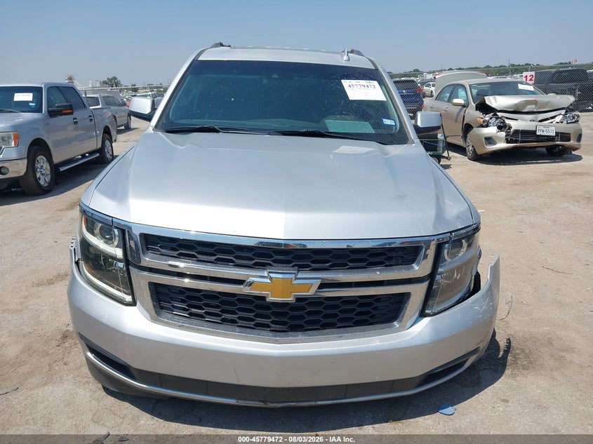 CHEVROLET SUBURBAN - zdjęcie 12