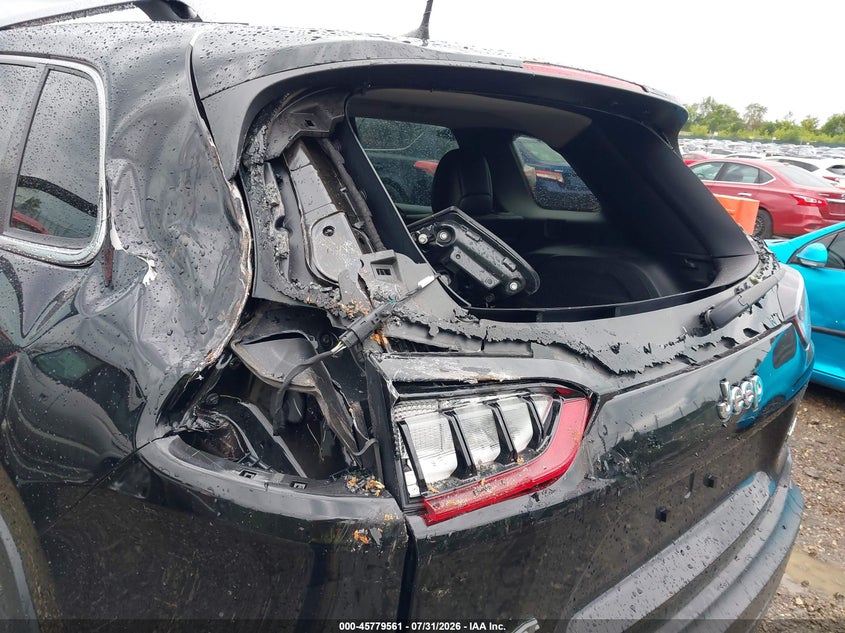 2021 JEEP CHEROKEE auction photo 6