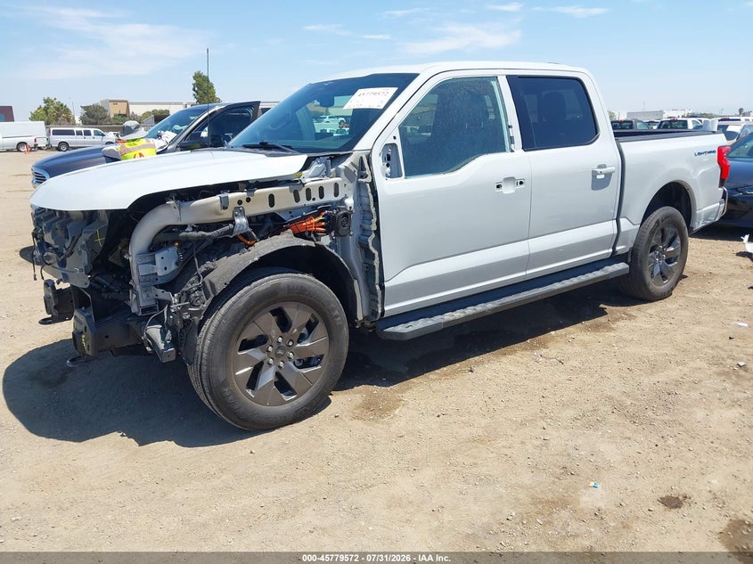 Vin: 1ft6w1ev7pwg52737, lot: 46278352, ford f-150 lightning lariat 20232