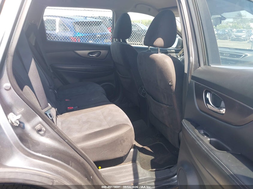 2015 NISSAN ROGUE auction photo 8