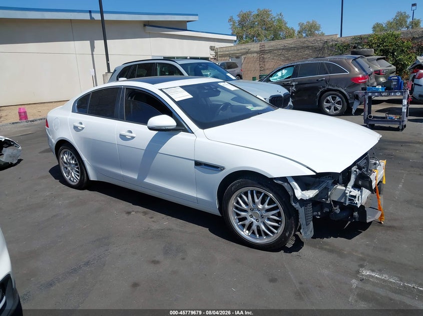 Vin: sajar4bg7ha976795, lot: 46278459, jaguar xe 25t 2017 img_1