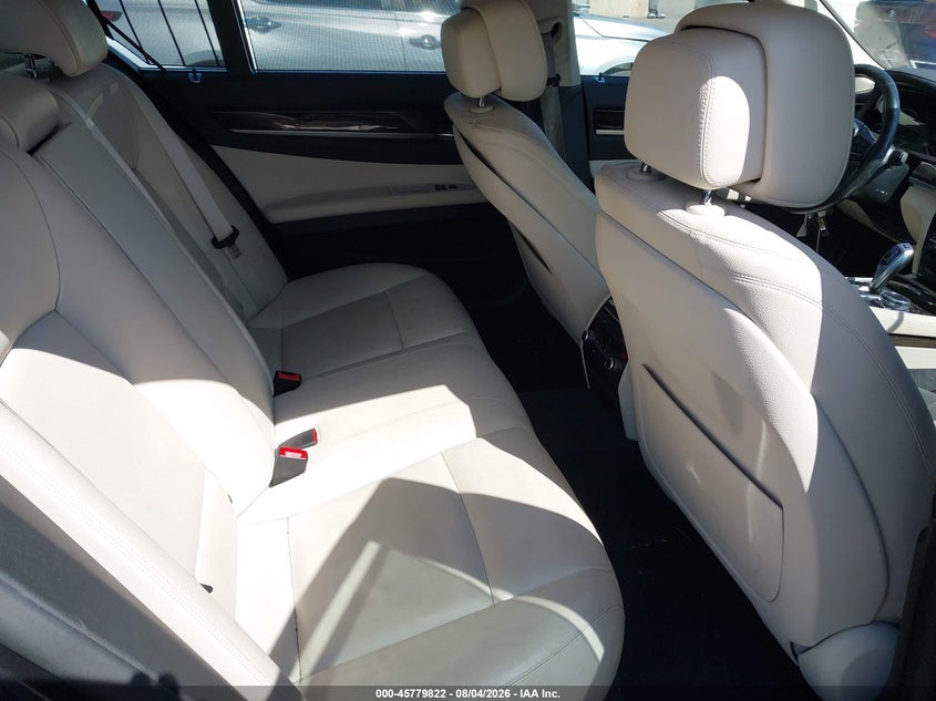 2015 BMW 740I auction photo 8