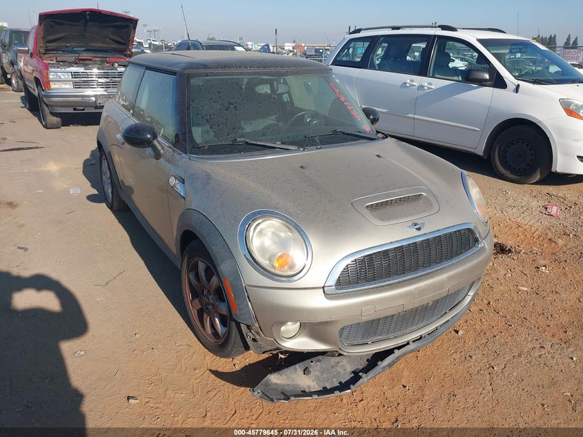 2010 MINI COOPER S auction photo 1