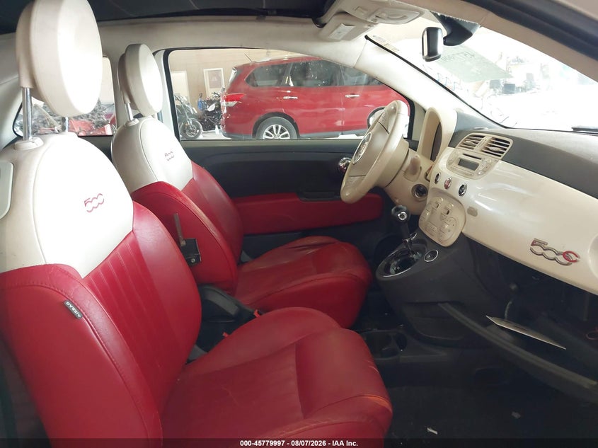 2012 FIAT 500C auction photo 5