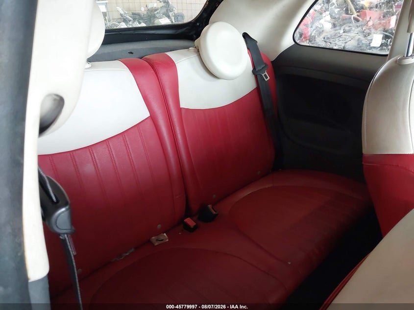 2012 FIAT 500C auction photo 8