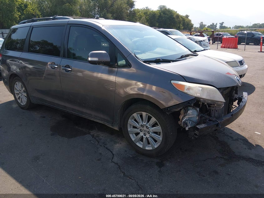 Vin: 5tddk3dc5ds062448, lot: 46278801, toyota sienna limited 7 passenger 2013 img_1