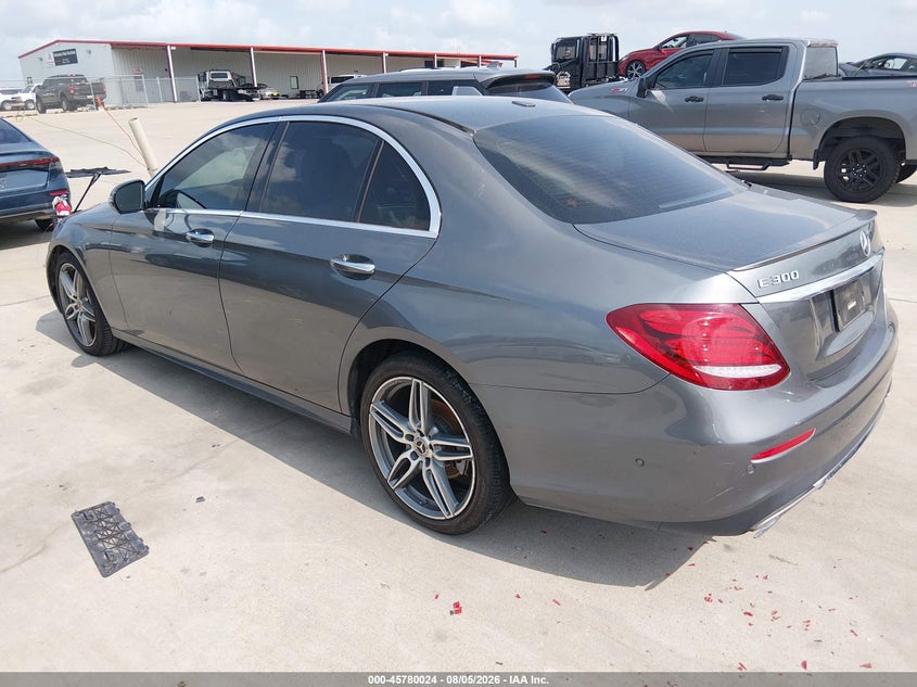 Vin: wddzf4jb7ka644739, lot: 46278804, mercedes-benz e 300 20193