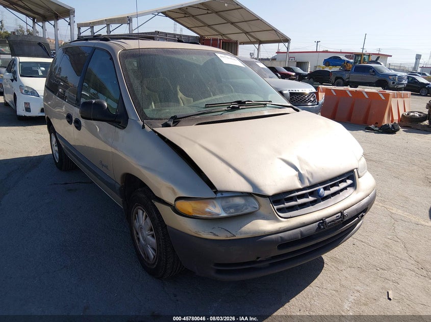 1998 Plymouth Voyager Se