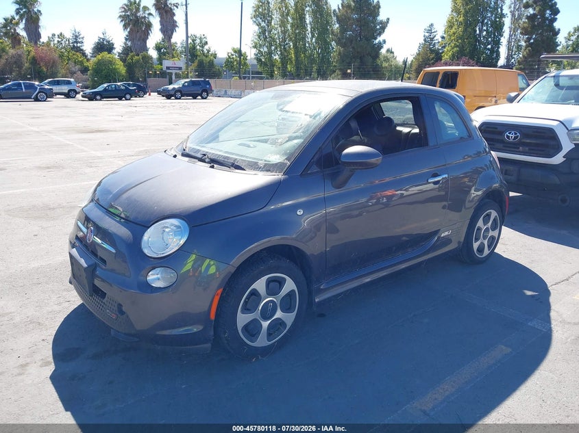 2015 FIAT 500E auction photo 2