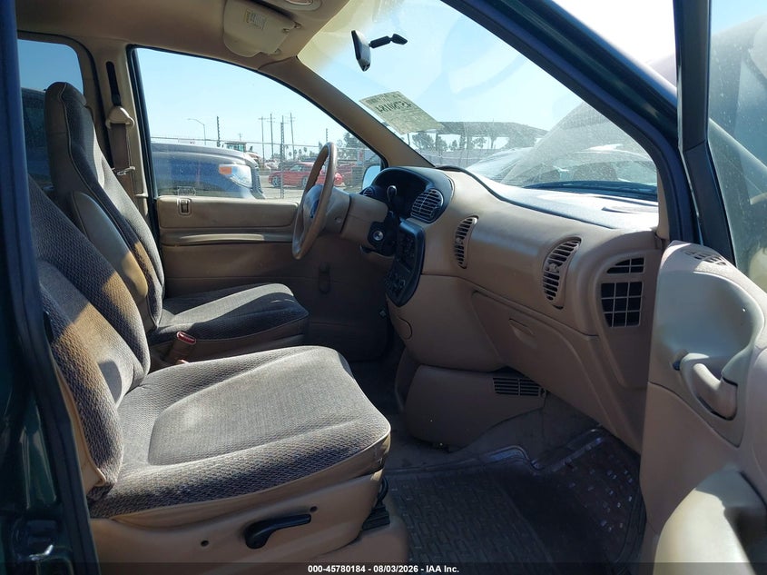 1997 PLYMOUTH GRAND VOYAGER auction photo 5