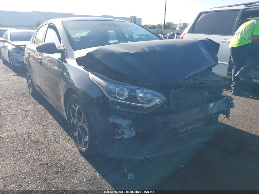 Vin: 3kpf24adxme272002, lot: 46279024, kia forte lxs 2021 img_1