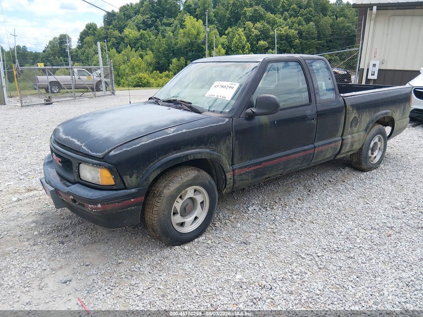 1995 GMC Sonoma, Normal Wear & Tear, IAAI, VIN 1GTCS1943S8519938 — photo 2
