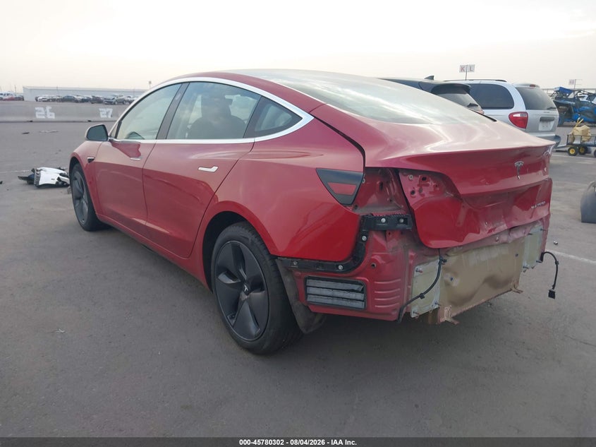 TESLA MODEL 3 - zdjęcie 3