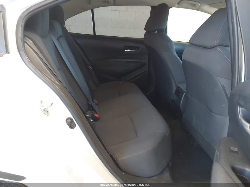 2020 TOYOTA COROLLA auction photo 8