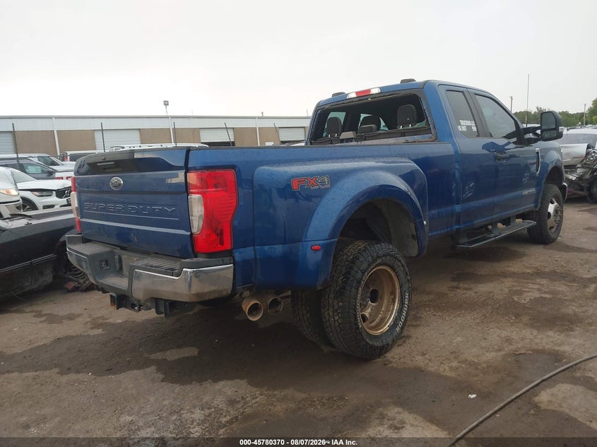 2022 FORD F-350 — zdjęcie 4