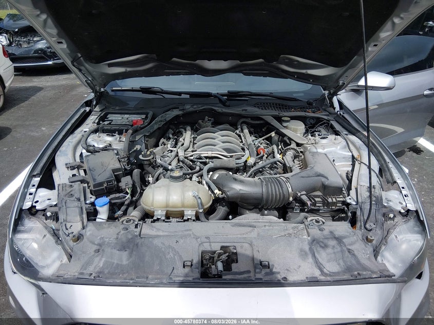 FORD MUSTANG - zdjęcie 10
