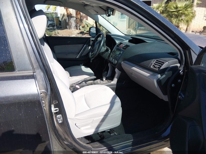 2014 SUBARU FORESTER auction photo 5