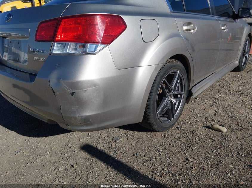 2014 SUBARU LEGACY auction photo 6