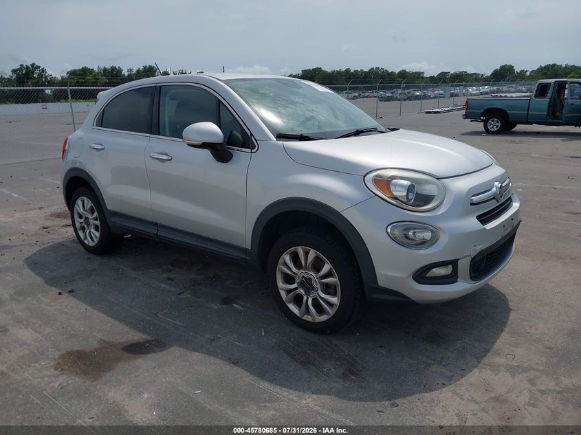 2016 FIAT 500X auction photo 1