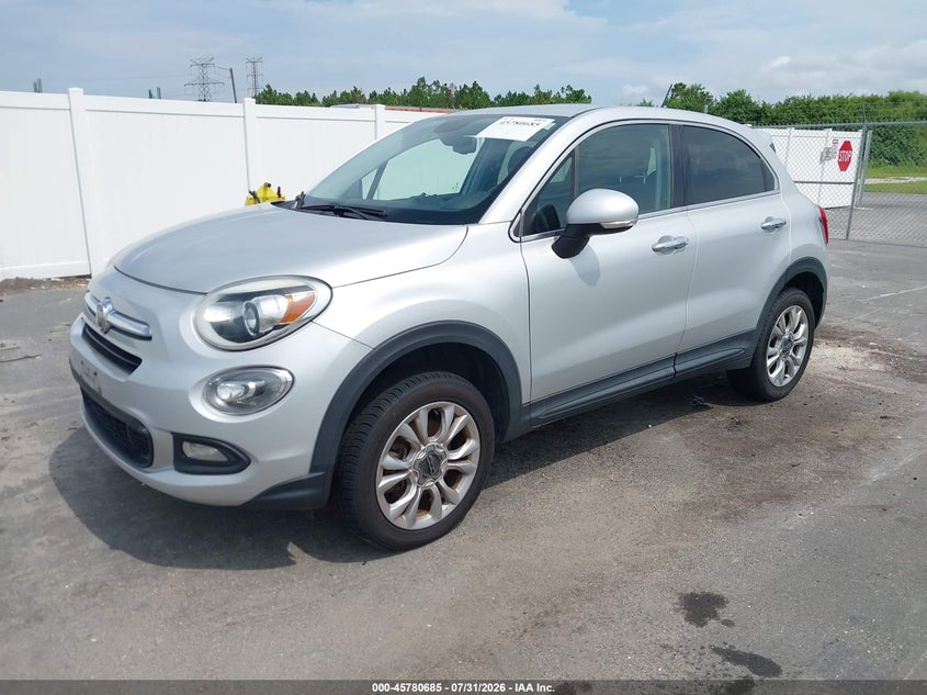 2016 FIAT 500X auction photo 2