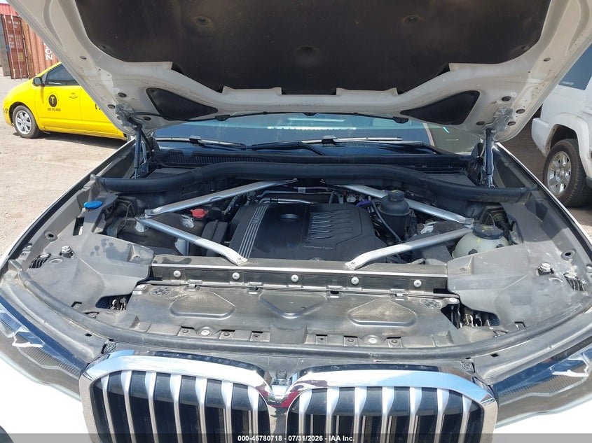 BMW X7 2021 VIN 5UXCW2C01M9E11770
