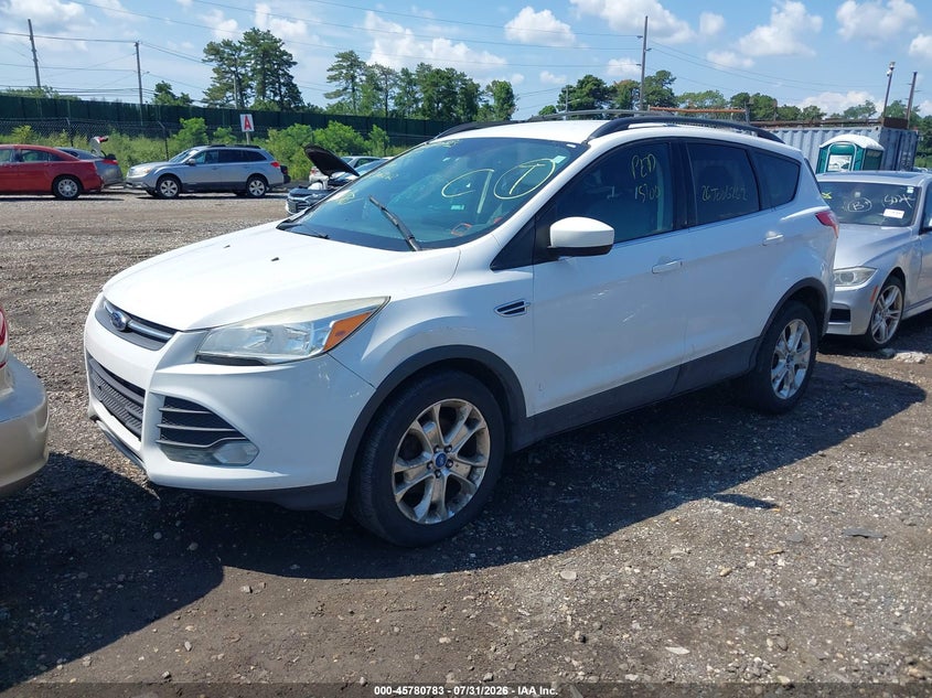 Vin: 1fmcu9gxxduc82957, lot: 46279565, ford escape se 20132