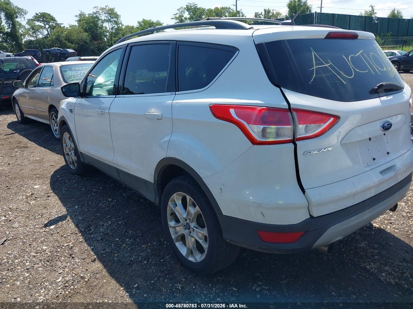 Vin: 1fmcu9gxxduc82957, lot: 46279565, ford escape se 20133