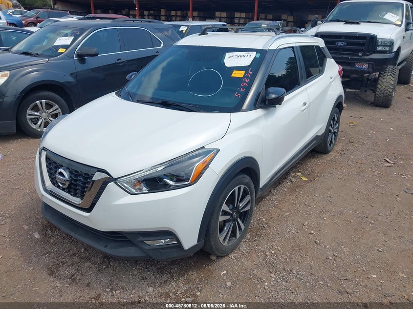 2018 NISSAN KICKS auction photo 2