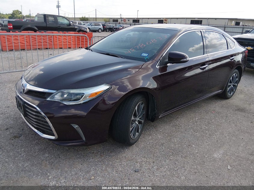2016 TOYOTA AVALON auction photo 2