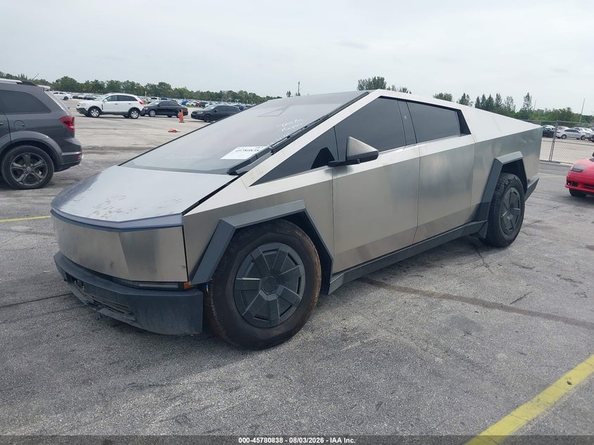 2025 TESLA CYBERTRUCK PICKUP ELECTRIC