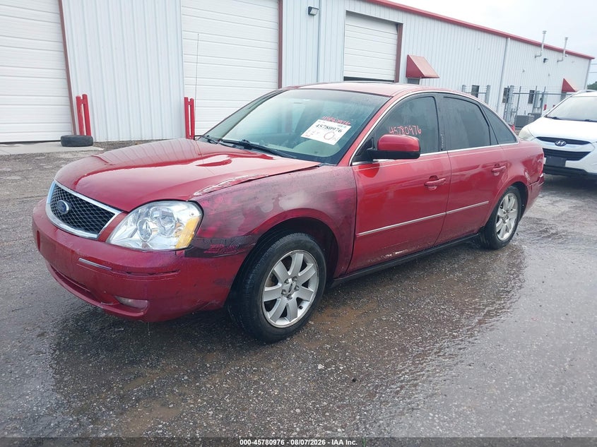 2005 FORD FIVE HUNDRED auction photo 2